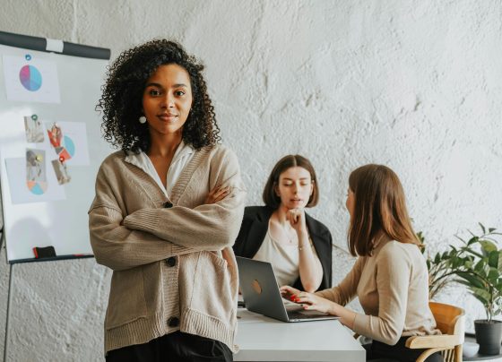 Más mujeres lideran en Perú, pero persisten brechas salariales y de poder