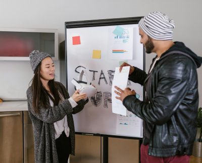 Emprendimiento juvenil: ¿cómo iniciar y hacer sostenible un negocio a largo plazo en Perú?