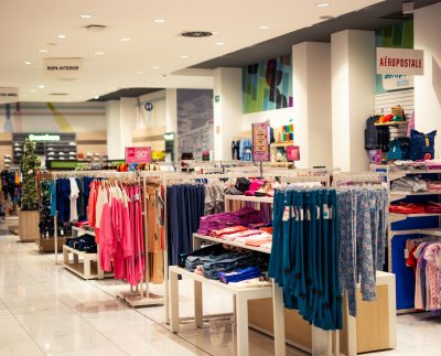 ¿Qué son los 'community centers' y por qué están transformando los centros comerciales en Perú?