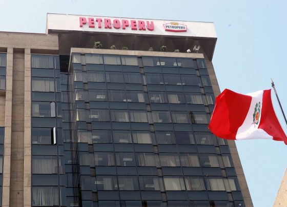 Gobierno aprueba rescate financiero de US$ 2.000 millones para Petroperú