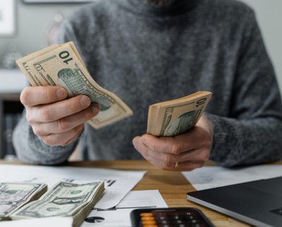 Guía financiera en campaña electoral: cómo proteger tus ahorros frente a la incertidumbre