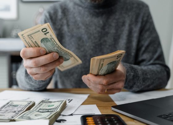 Guía financiera en campaña electoral: cómo proteger tus ahorros frente a la incertidumbre
