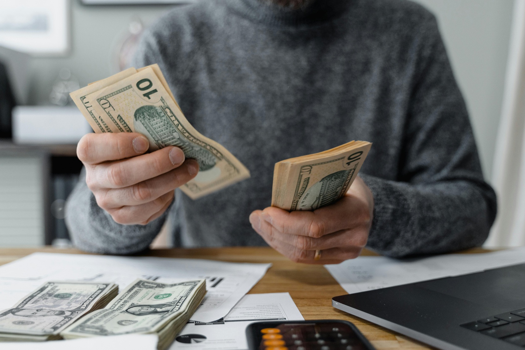 Guía financiera en campaña electoral: cómo proteger tus ahorros frente a la incertidumbre