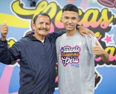 El 77 % de ganadores de Beca 18 decidió quedarse a estudiar en su región