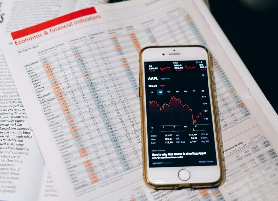 Solo 8% de peruanos invierte: crece interés por plataformas digitales para hacer rendir el dinero