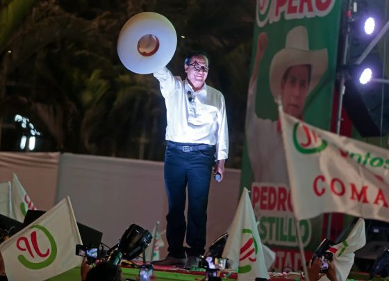 Las propuestas económicas de Juntos por el Perú, el partido de Roberto Sánchez