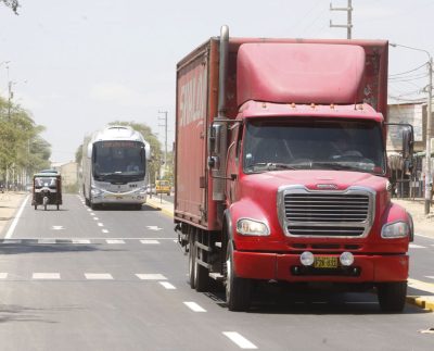 Gobierno aprobó subsidio al transporte público autorizado
