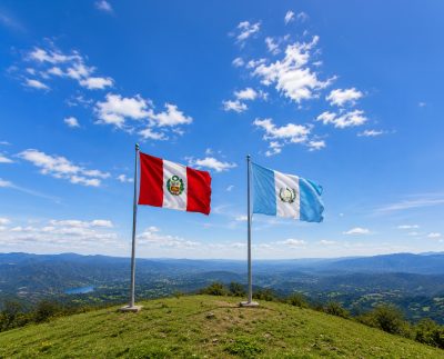 Guatemala y Perú celebran la entrada en vigor del Tratado de Libre Comercio