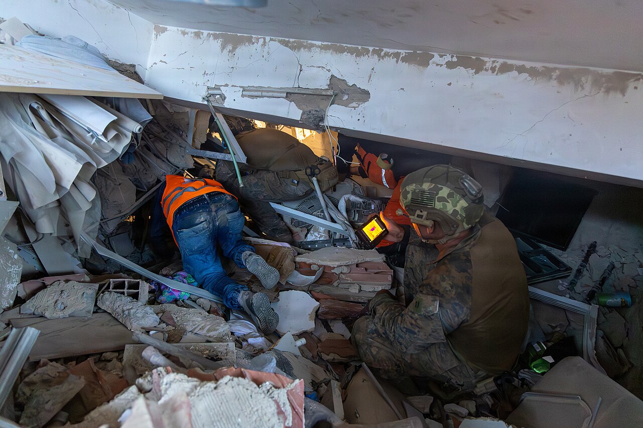 Terremotos en Venezuela dejan alrededor de 3 mil muertos y pérdidas económicas estimadas en más de US$ 10 000 millones