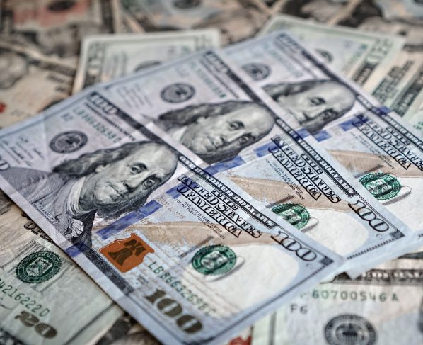 Dólar, capitales y riesgo regional: por qué el sol mantiene su atractivo entre inversionistas