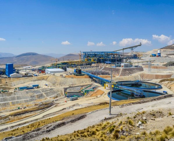 Dólar más bajo podría favorecer nuevos proyectos mineros en Perú