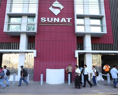 Gobierno designó a César Alfonso Luna Victoria como jefe de la Sunat