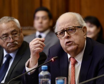 Julio Velarde plantea eliminar los topes a las tasas: ¿qué pasaría con los créditos más caros?